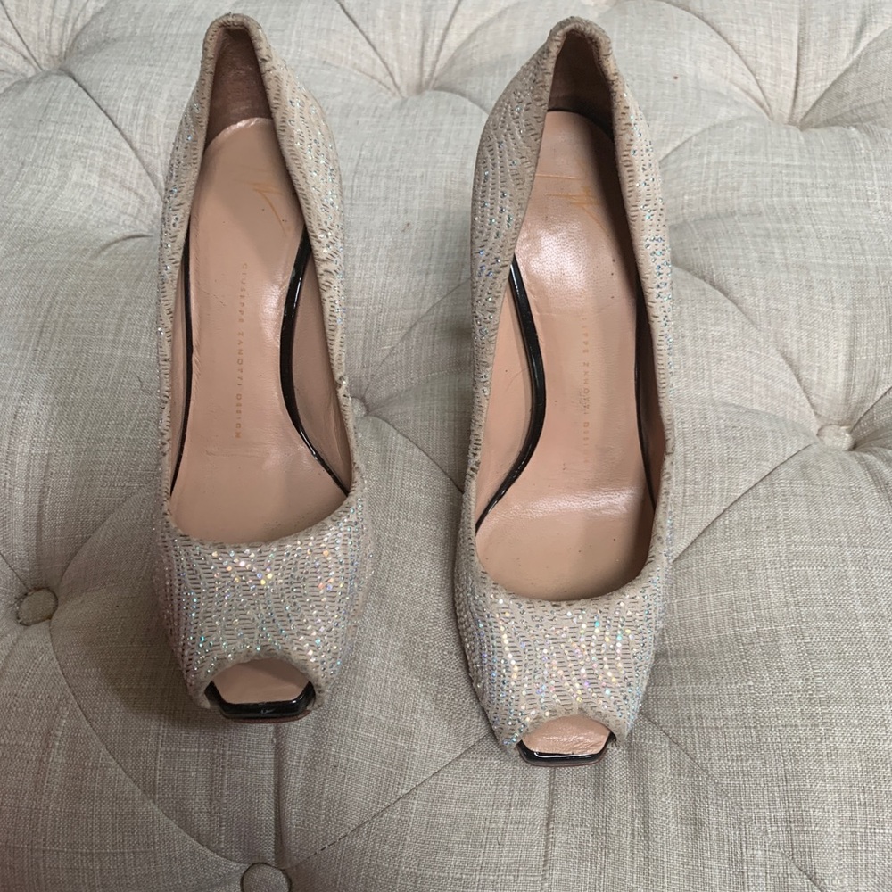 Giuseppe zanotti design